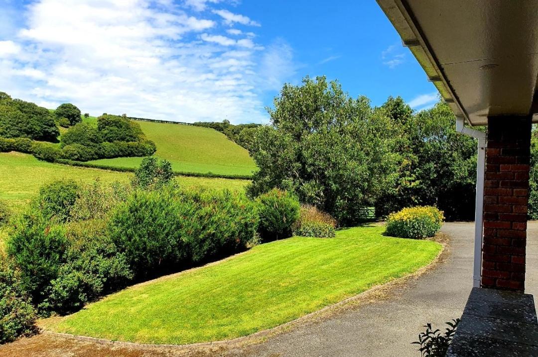 Idyllic 2 Bedroom Self-Contained Upsidedown Annexe Llandrindod Wells Exteriér fotografie