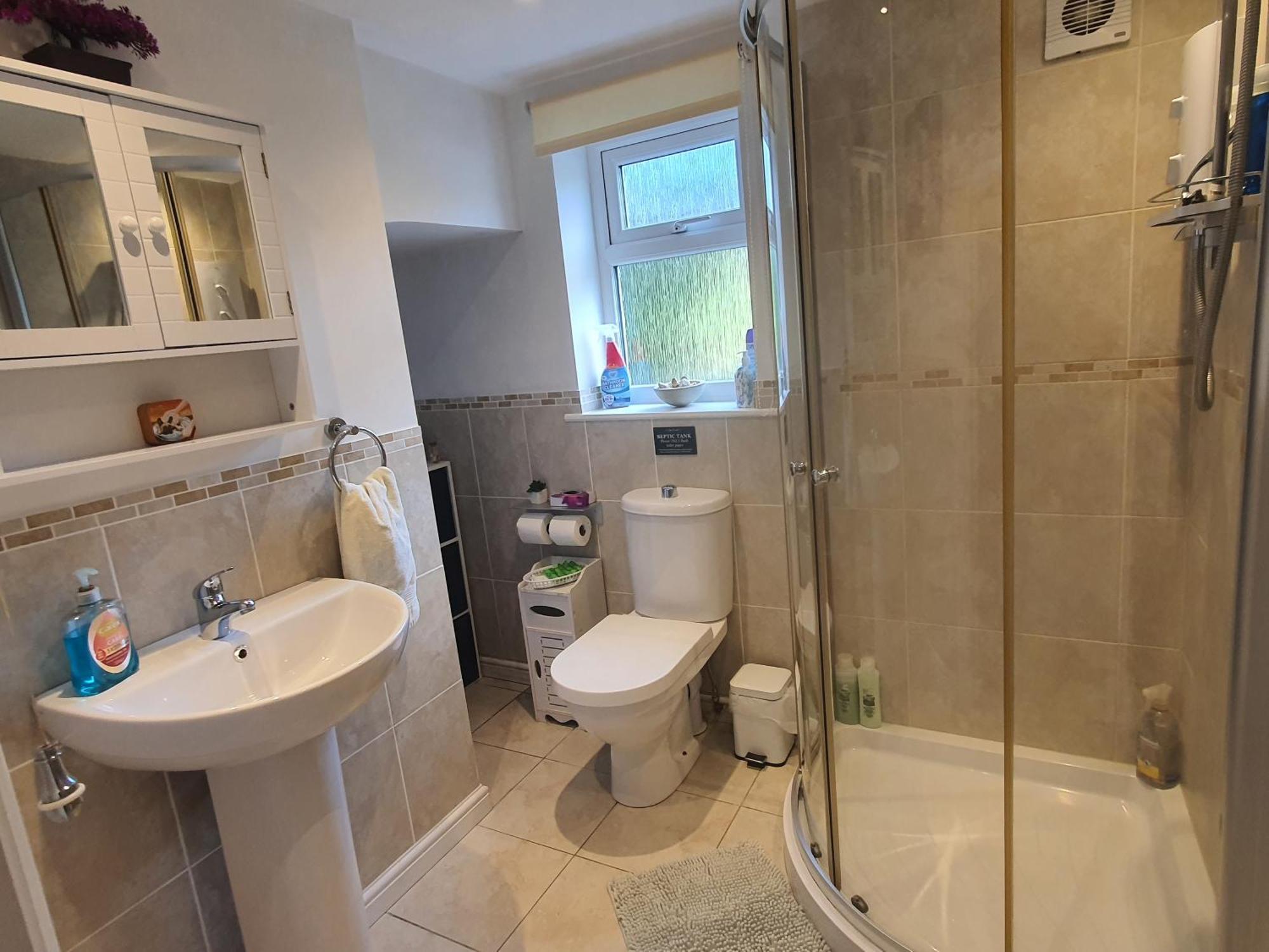 Idyllic 2 Bedroom Self-Contained Upsidedown Annexe Llandrindod Wells Exteriér fotografie